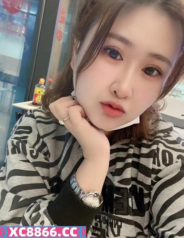 170cm大奶妹