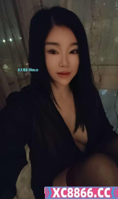 大屁股轻熟女