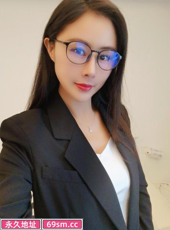 拱墅气质眼镜佳颖