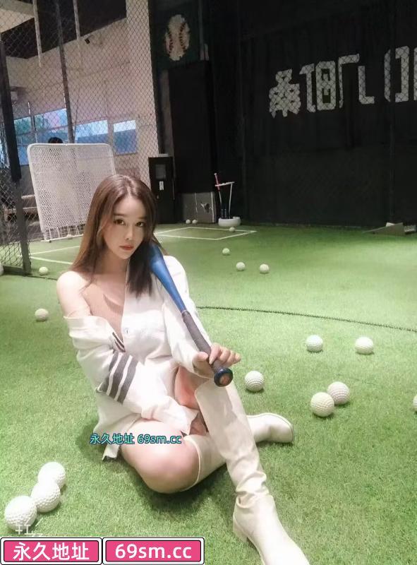 三通大胸嫩逼丽丽