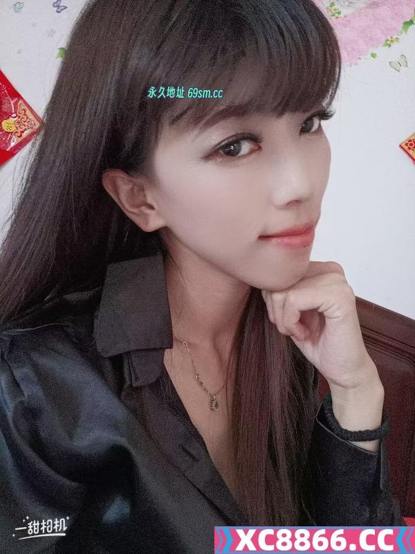 苗条知性姐姐