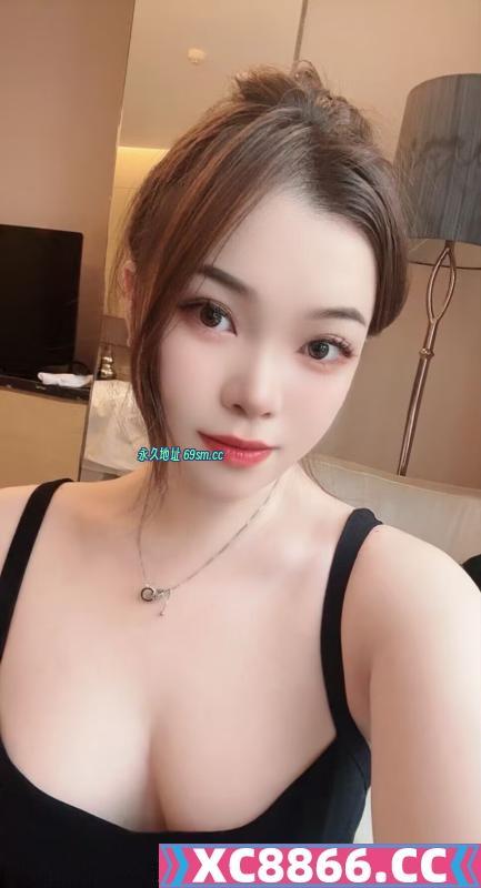 哈市大胸美女