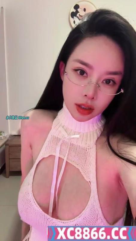 二刷性感模特卡丽