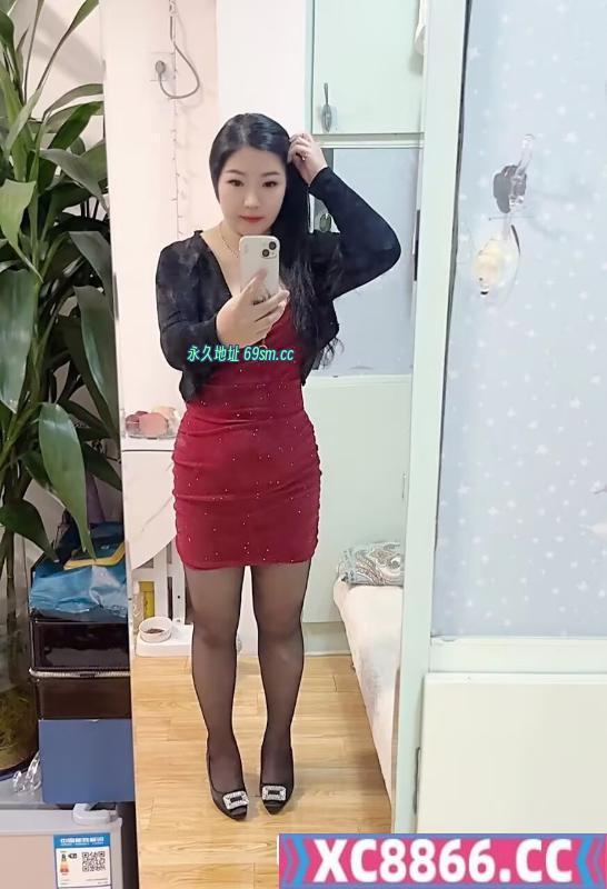大屁股微坦熟女