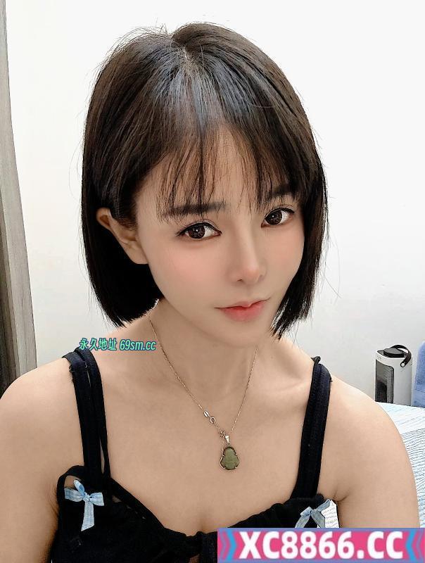 东站小个子大胸妹子