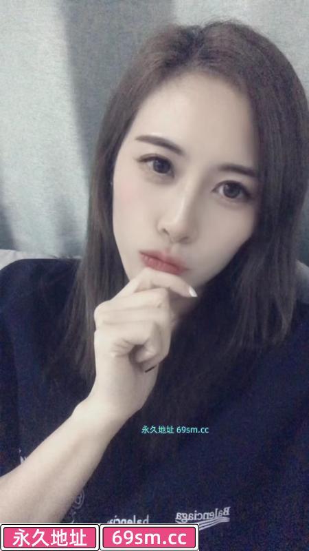 栖霞燕子矶少妇