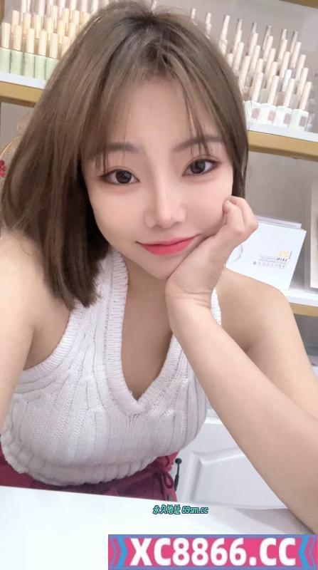 宝安短发甜辣妹子
