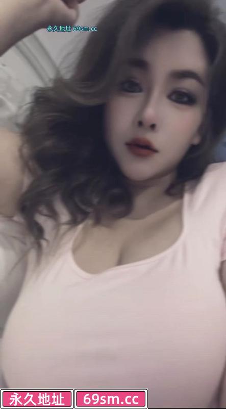 福田大胸少妇