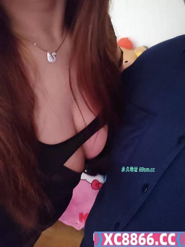 瑶海喷水熟女芳欣
