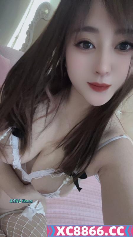 和平大胸妹