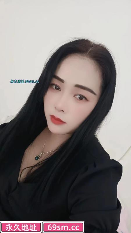 二七区大奶少妇