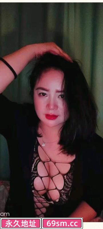 大胸熟女服务系