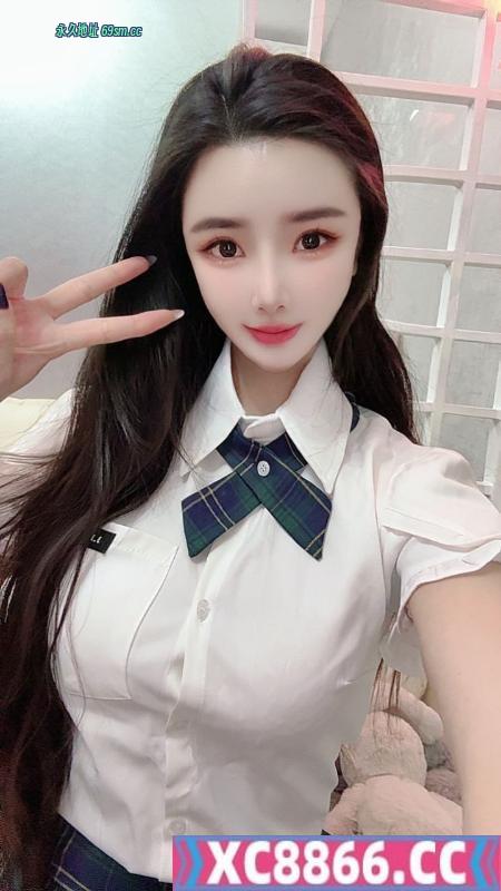 舌吻御姐七夏老师