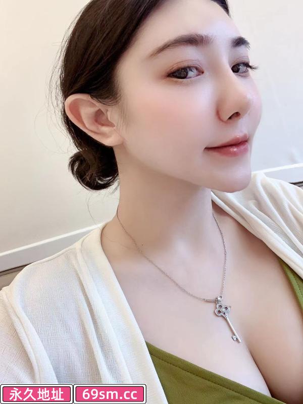 蜜桃臀莎莎