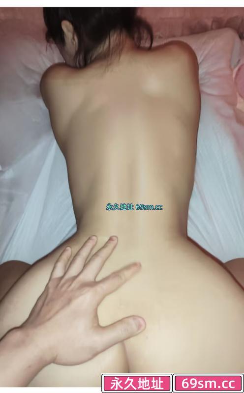 欲望丝袜骚少妇