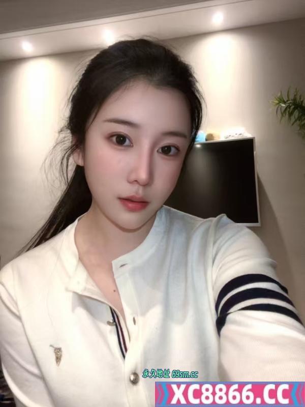 江宁颜值美女沐沐