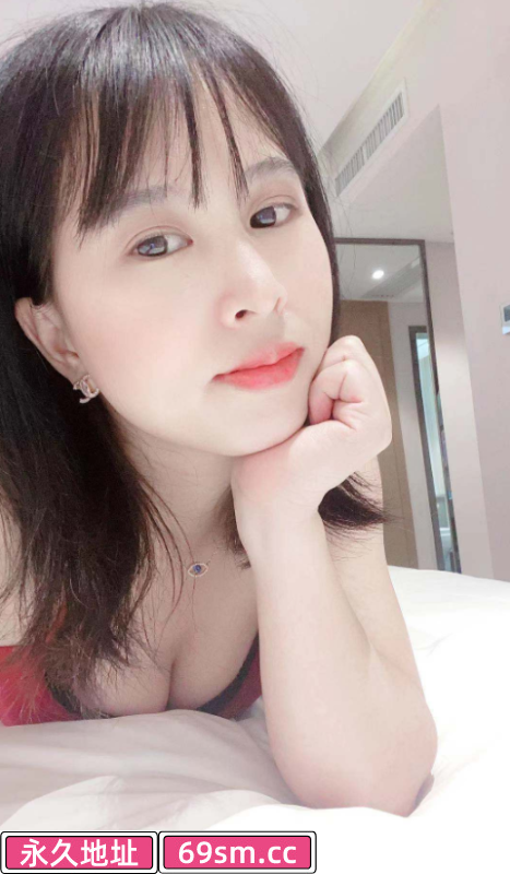 玲瓏苗條莉莉