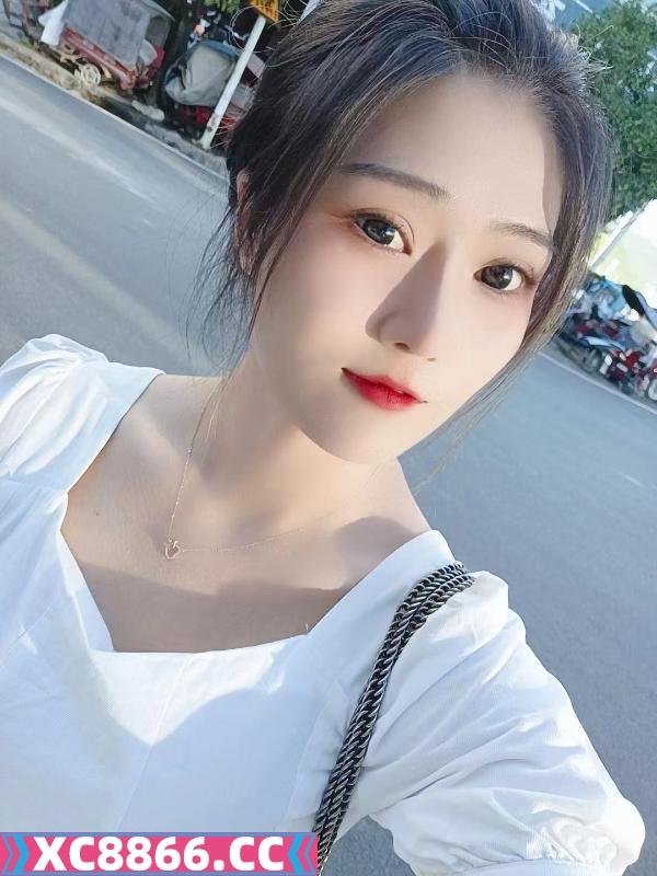 武汉刚下海长腿女孩