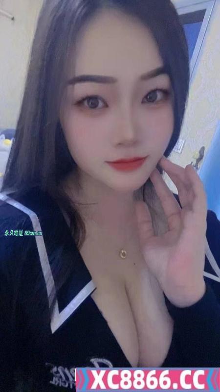 丰满圆润大奶老师