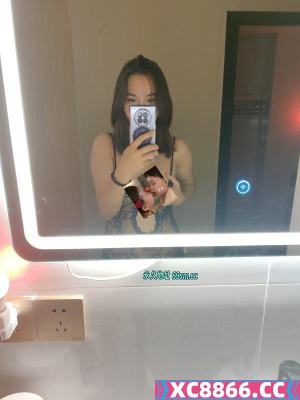 御姐型长腿少妇