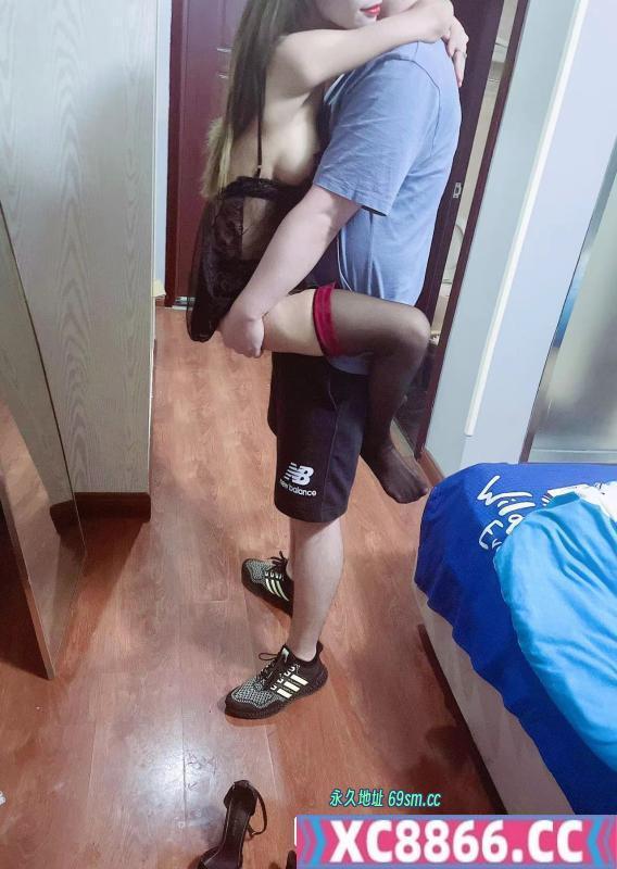 可抱起来玩的萝莉