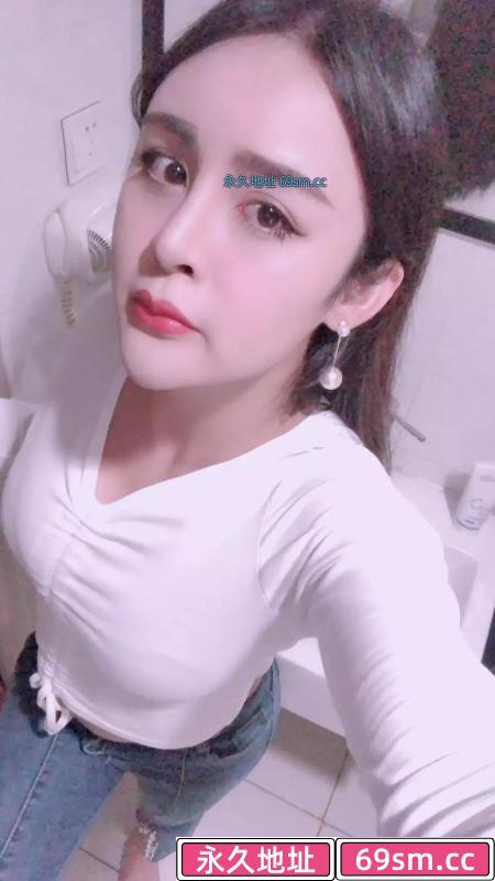 瑶海美艳骚货小玉