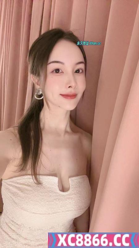 服务系朱莉老师