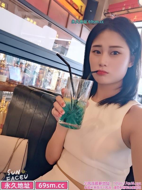 广州颜值丝足美女