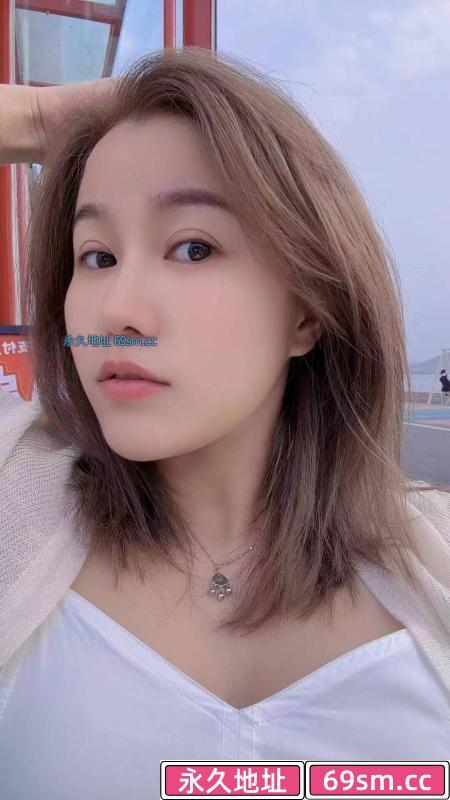 蜀山大胸服务型美女