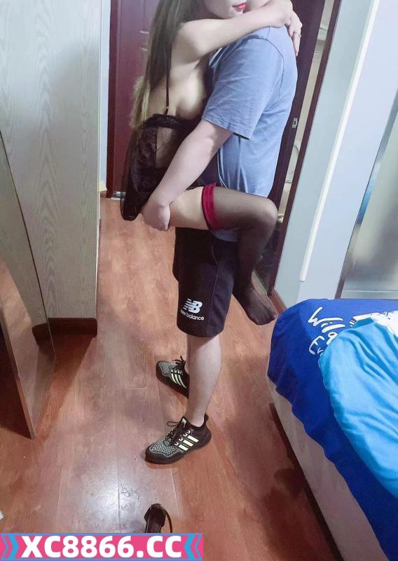 可以抱起来玩的美女