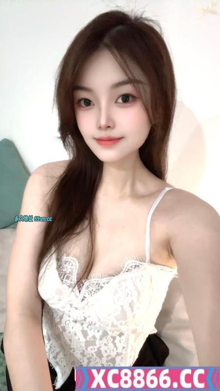性感美乳骚妹