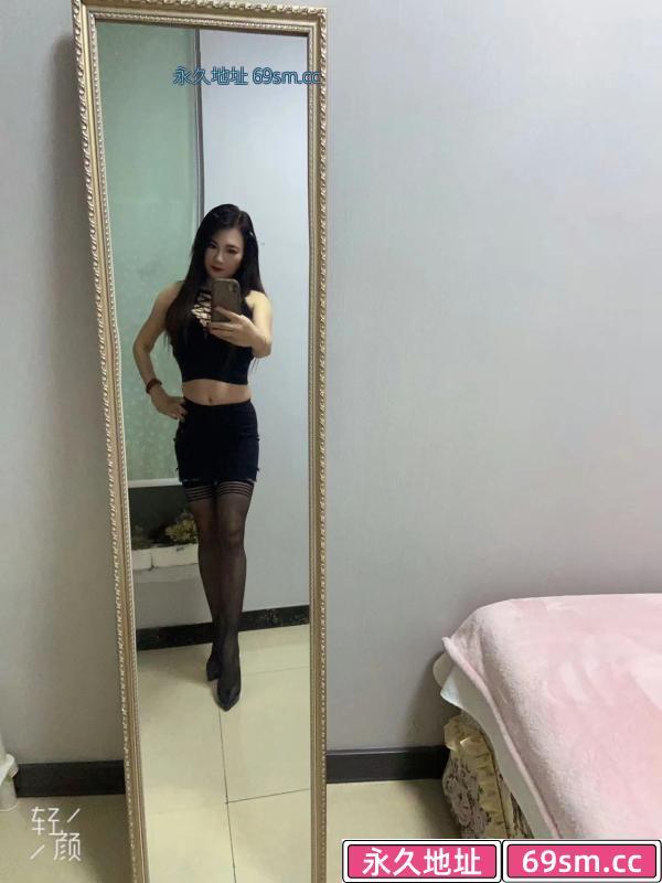 骚气十足小少妇