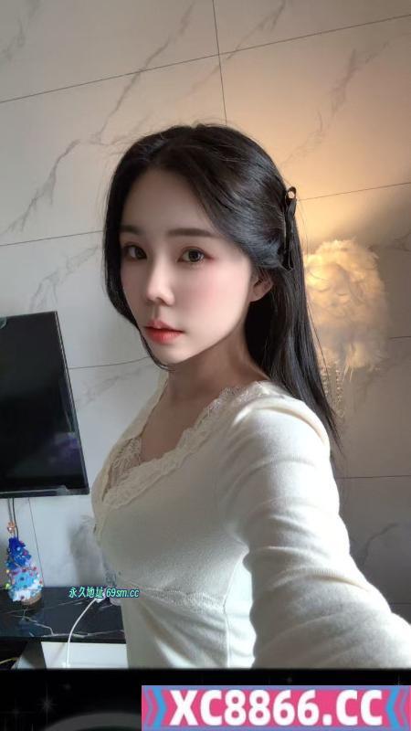 惠城舌吻小骚骚
