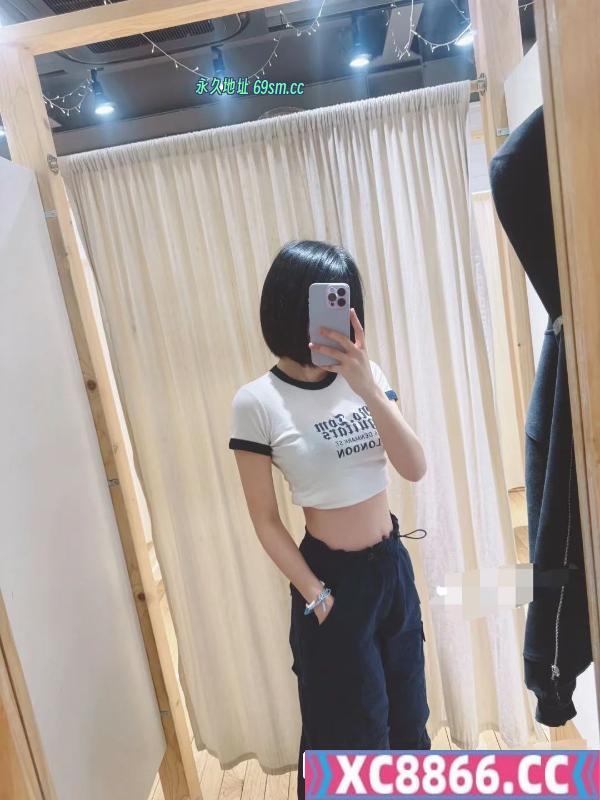 瑜伽教练凌兮