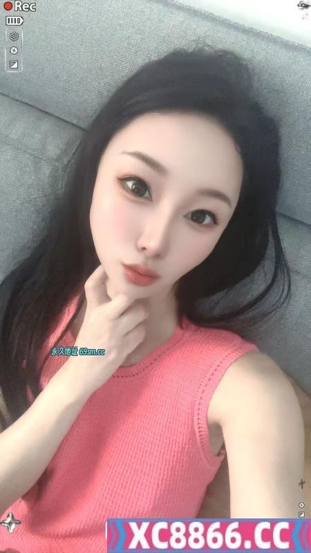 南站美女七七