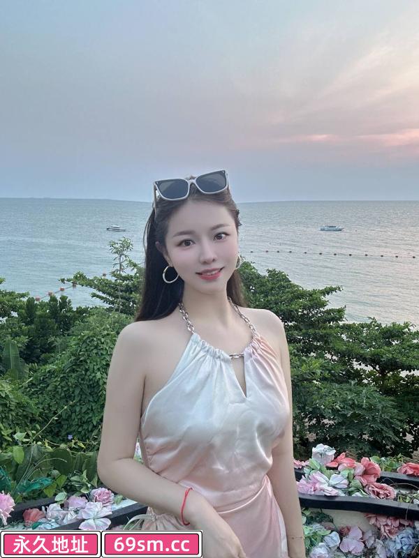 天河性感身材七七