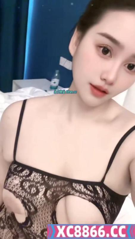 风骚巨乳小姐姐