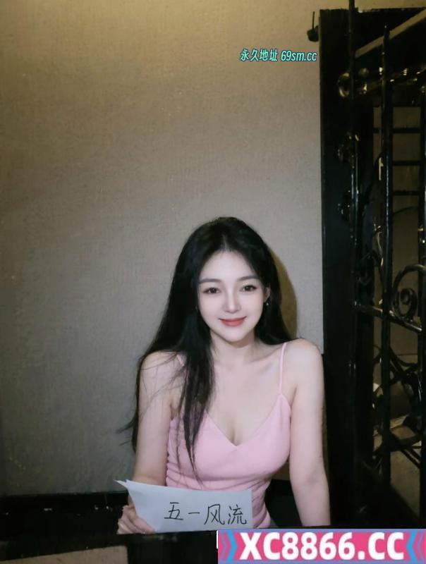 美臀后花园西西