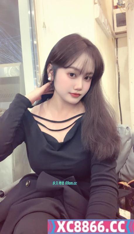 南山性感大胸啵啵妹