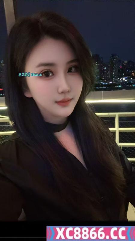 性感大长腿美少女