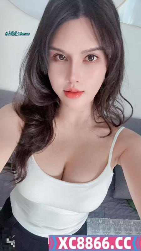 可舌吻美女婉言