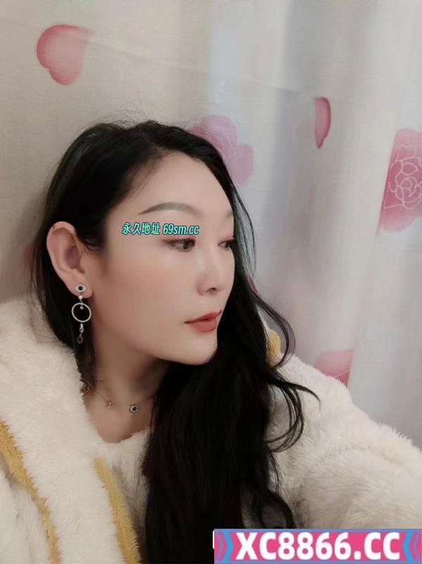 古美巨乳丰满少妇