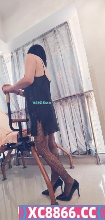 服务型黑丝骚妇