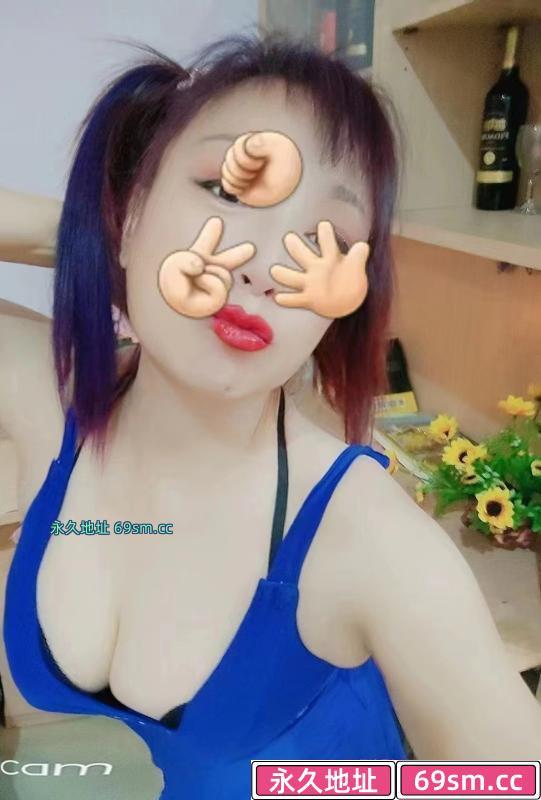 长腿肤白熟女姐姐