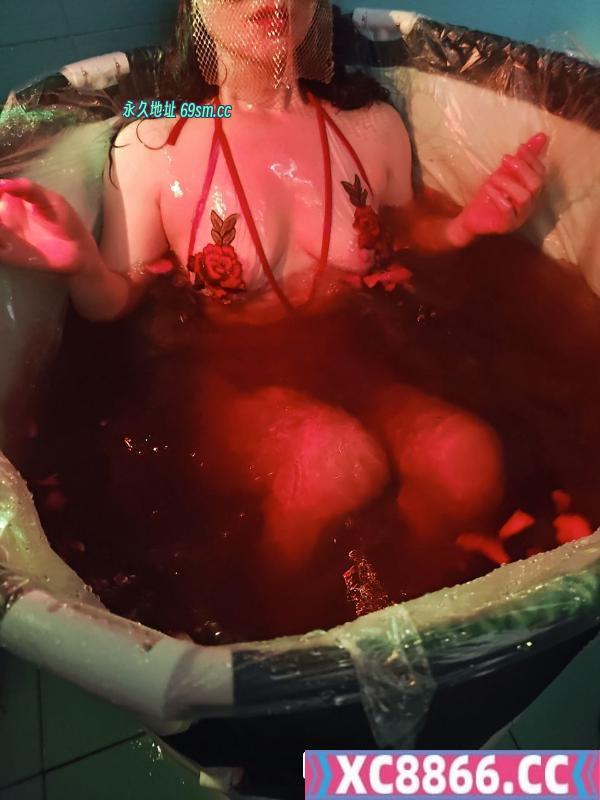 江北肥臀水床健身老师