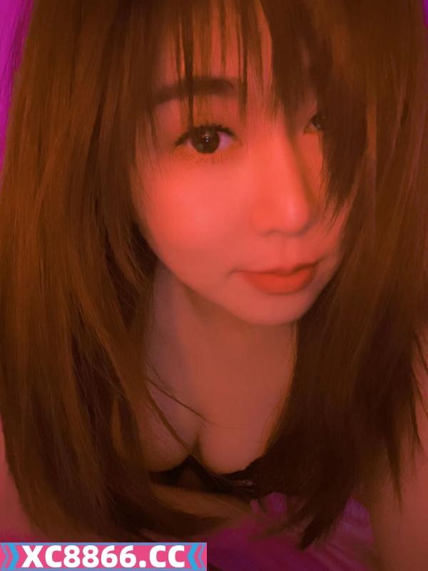 自带小玩具骚女
