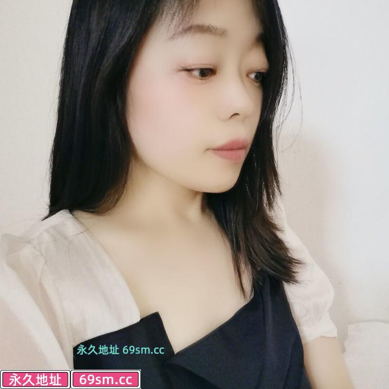 苹果社区小姐姐