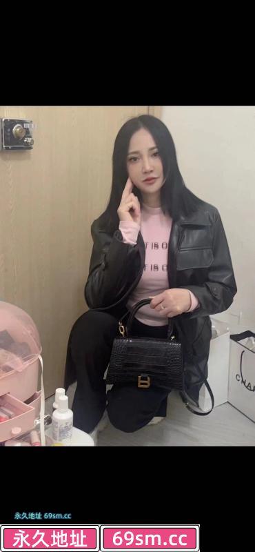 夫子庙风情少妇