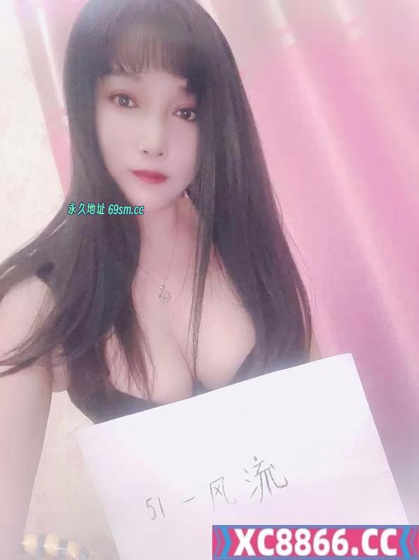 肥臀少妇小颖