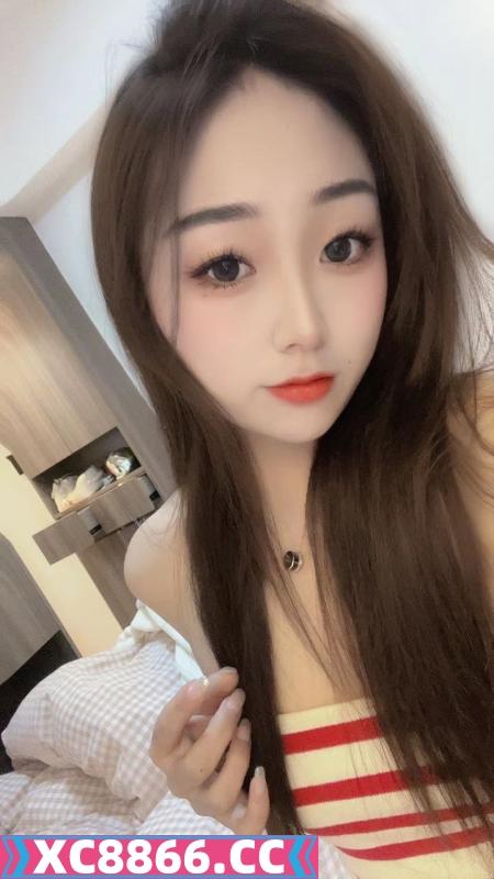 性感甜美兼职嫩妹